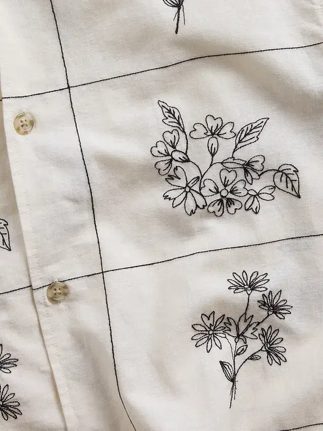 Camicie in misto lino e cotone dalla vestibilità comoda con orlo dritto