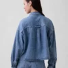 Camicie oversize in denim ultrasoft con orlo dritto e taglio corto