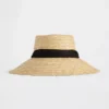 Cappello di paglia a tesa larga
