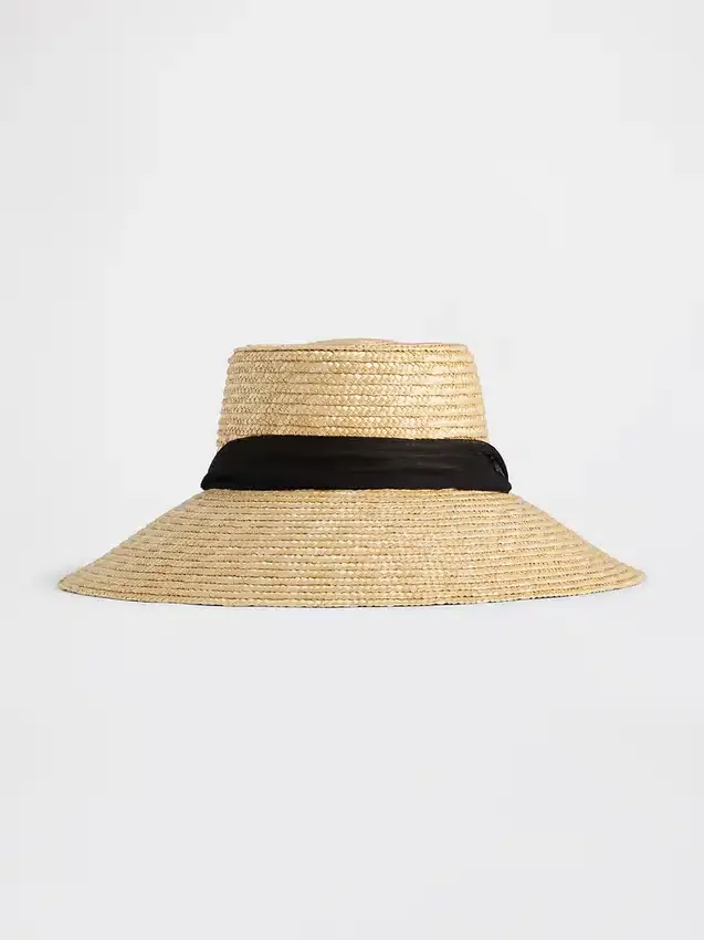 Cappello di paglia a tesa larga