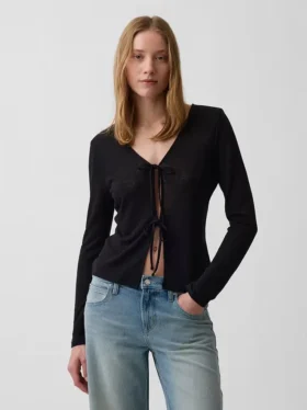 Cardigan con chiusura frontale annodata in misto lino