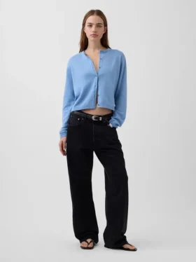 Cardigan corto dalla vestibilità comoda in 100% cotone