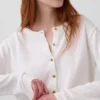 Cardigan corto dalla vestibilità comoda in 100% cotone