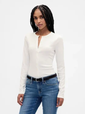 Cardigan moderno a girocollo