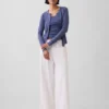 Cardigan moderno a girocollo