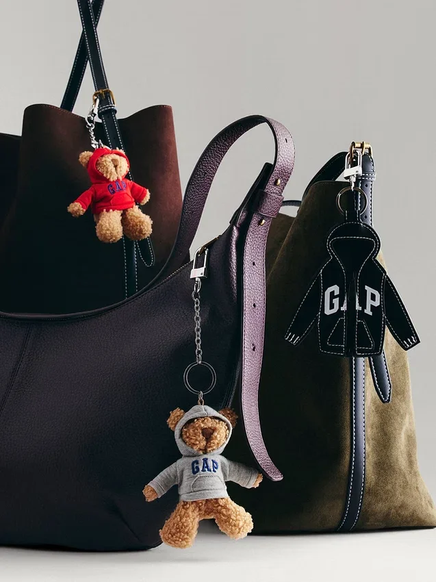 Ciondolo per borsa con felpa con cappuccio e logo