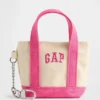 Ciondolo per borsa tote con logo