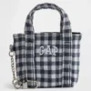 Ciondolo per borsa tote con logo