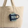 Ciondolo per borsa tote con logo