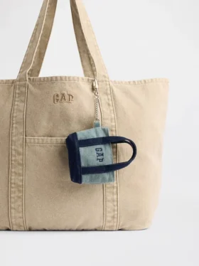 Ciondolo per borsa tote con logo