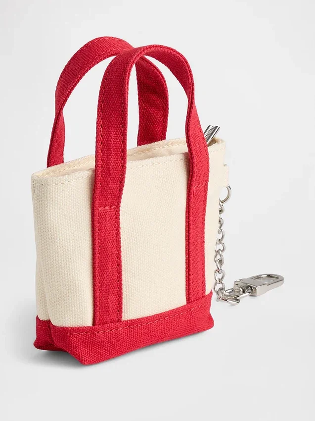 Ciondolo per borsa tote con logo