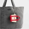 Ciondolo per borsa tote con logo