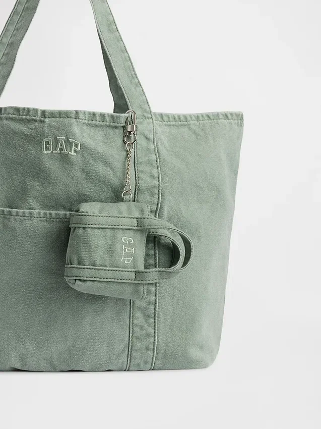 Ciondolo per borsa tote con logo