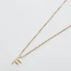 Collana Admiral Row con iniziale delicata in oro