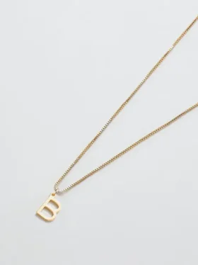 Collana Admiral Row con iniziale delicata in oro