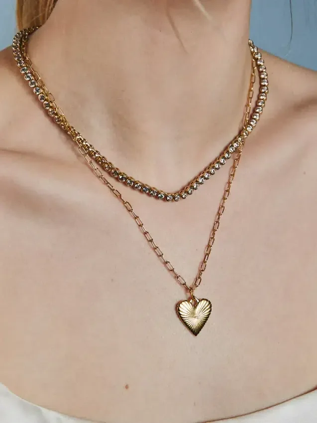 Collana Hart con piccolo cuore d’oro scanalato
