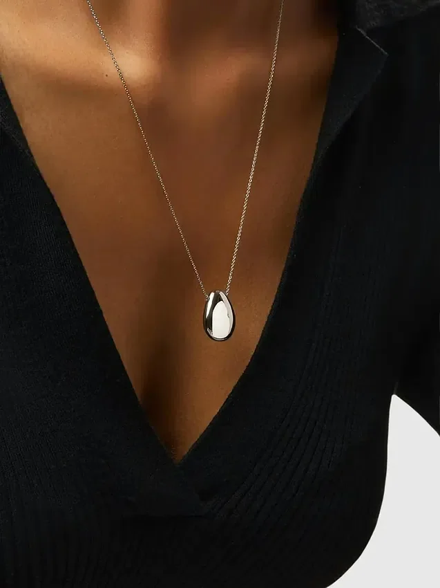 Collana Mini Pebble in argento di Ana Luisa