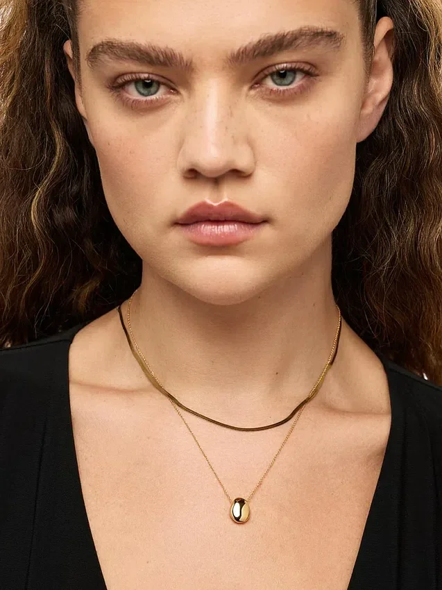 Collana Mini Pebble in oro di Ana Luisa