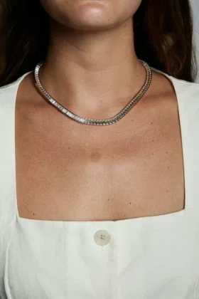 Collana tennis con ciondolo a forma di cuore baguette