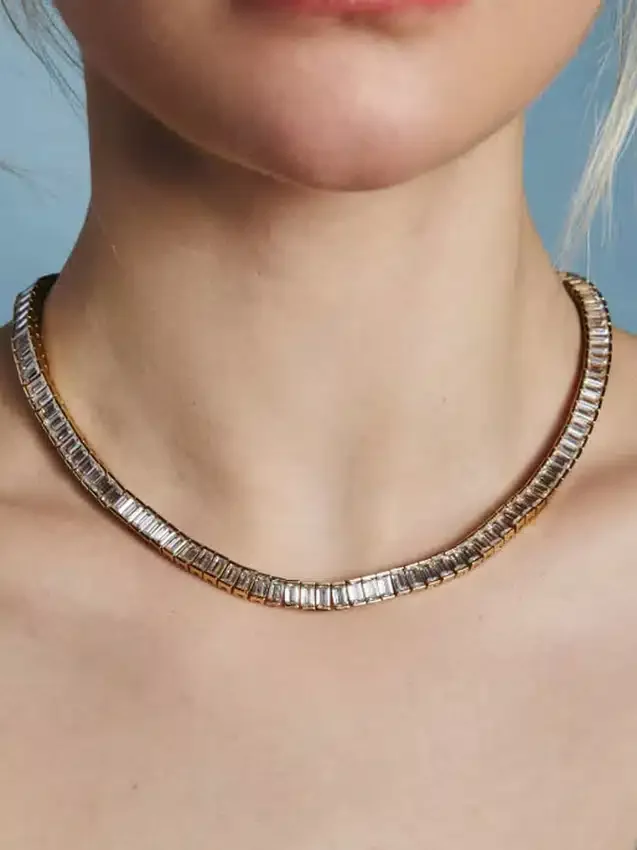 Collana tennis con ciondolo a forma di cuore baguette
