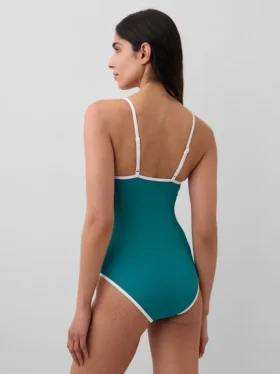 Costume da bagno con scollo rotondo