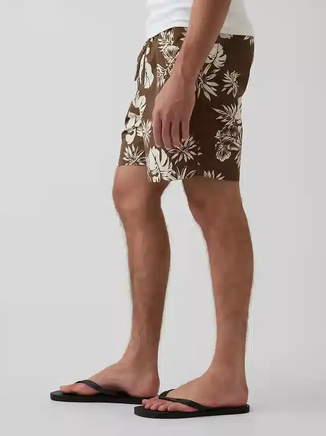 Costume da bagno dal taglio morbido da 6"