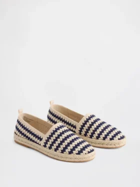 Espadrillas piatte all’uncinetto