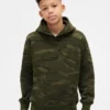 Felpa con cappuccio Camo dal taglio comodo per bambini