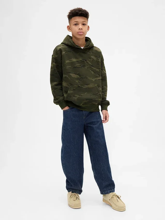 Felpa con cappuccio Camo dal taglio comodo per bambini