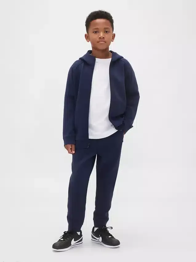 Felpa con cappuccio e zip GapFit Tech ad asciugatura rapida per bambini
