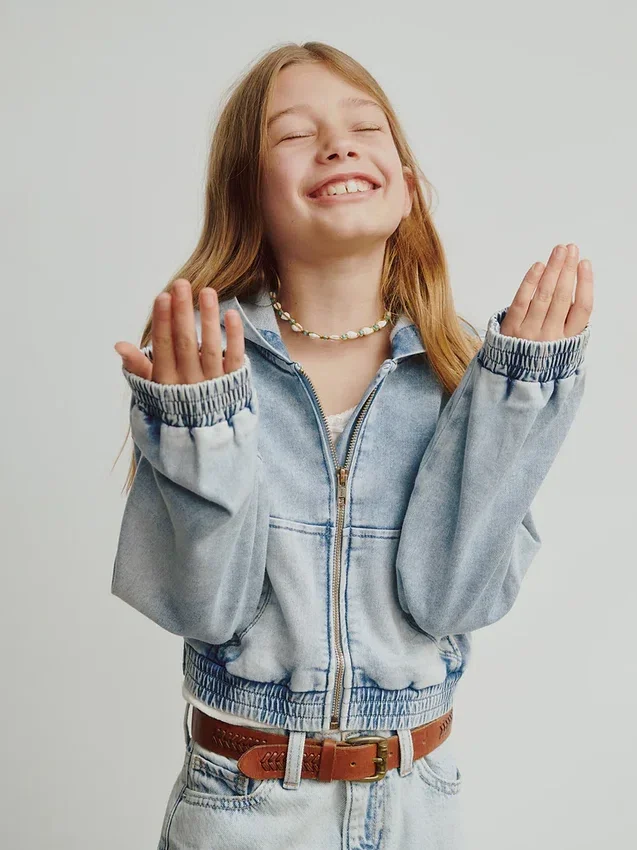 Felpa con cappuccio in denim a maglia per bambini