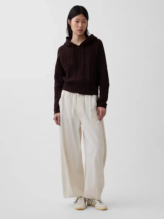 Felpa con cappuccio in maglia a trecce dal taglio ampio CashSoft