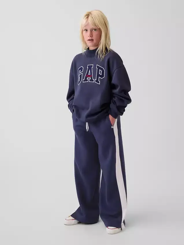 Felpa oversize con collo alto e logo Vintagesoft per bambini