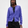 GAP × Disney "L'incubo prima di Natale" di Tim Burton: cardigan CashSoft con teschi