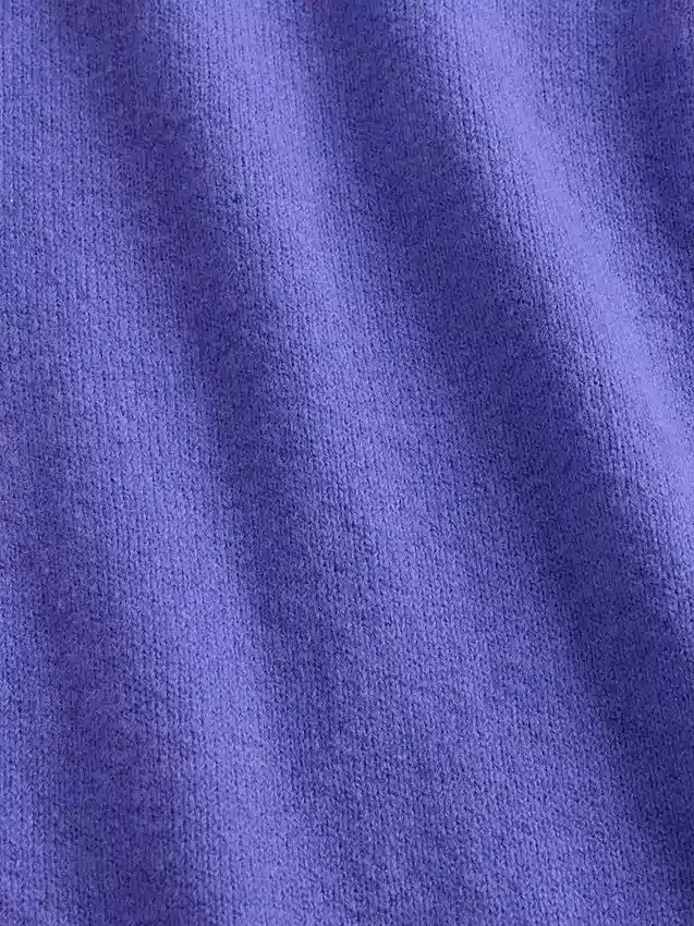 GAP × Disney "L'incubo prima di Natale" di Tim Burton: cardigan CashSoft con teschi