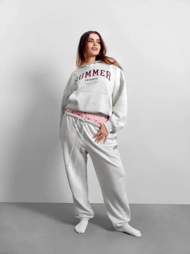 GAP × Summer Fridays Pantaloni da jogging in pile pesante con logo, vestibilità comoda