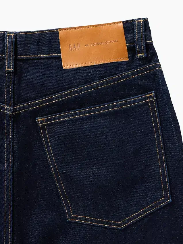 GAP × Victoria Beckham Jeans dritti a vita alta