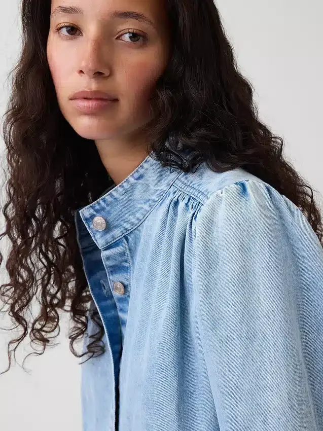 Giacca corta svasata in denim