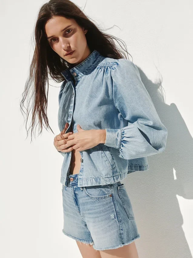 Giacca corta svasata in denim