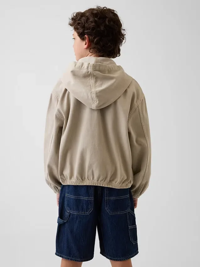 Giacca in denim da bambino con cappuccio e vestibilità comoda