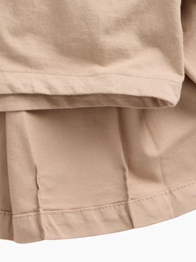 Gonna-pantaloncino a pieghe color kaki per bambini