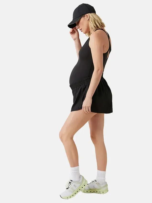 Ingrid e Isabel: l’abito sportivo premaman da tennis