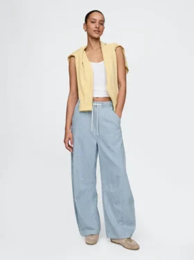 Jeans a cavallina a vita media in denim ultra morbido a righe