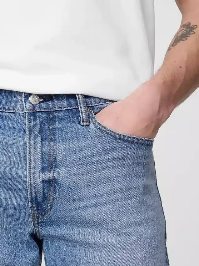Jeans a gamba dritta