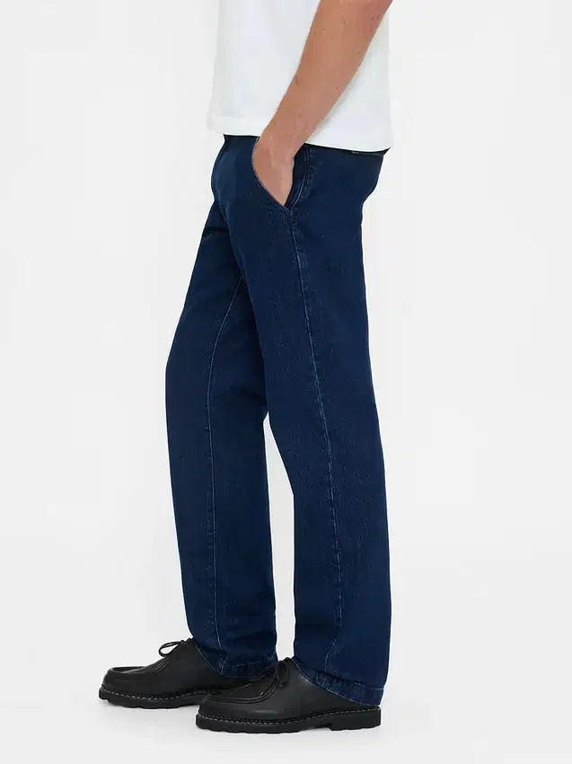Jeans a gamba dritta dal taglio morbido