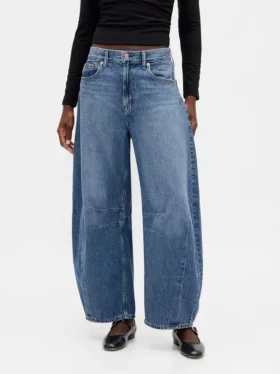 Jeans a vita alta a forma di ferro di cavallo