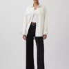 Jeans a vita alta con gamba larga