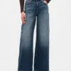 Jeans a vita alta con gamba larga