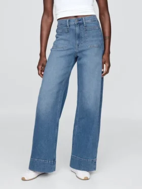 Jeans a vita alta con gamba larga