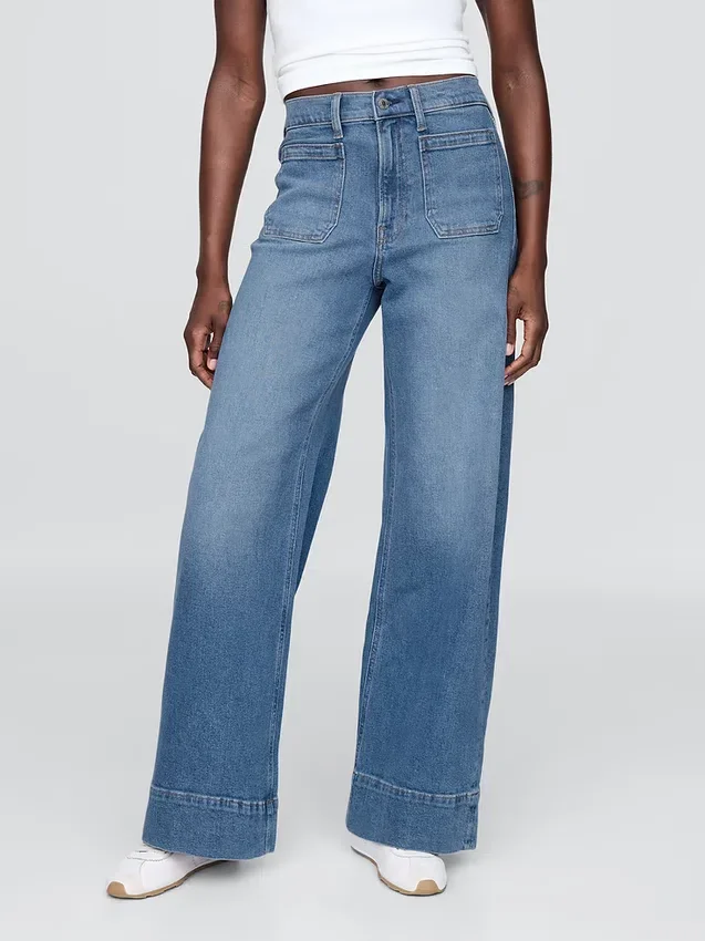 Jeans a vita alta con gamba larga
